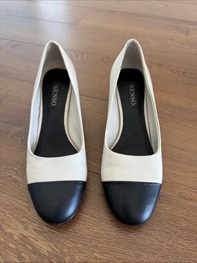 SENSO Black and White Two-Tone Leather  Block Heel